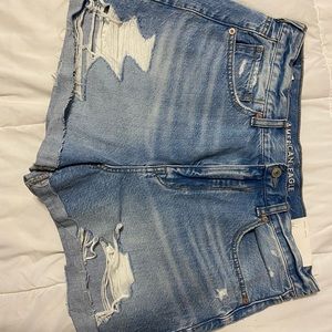 American Eagle Denim Mom Short